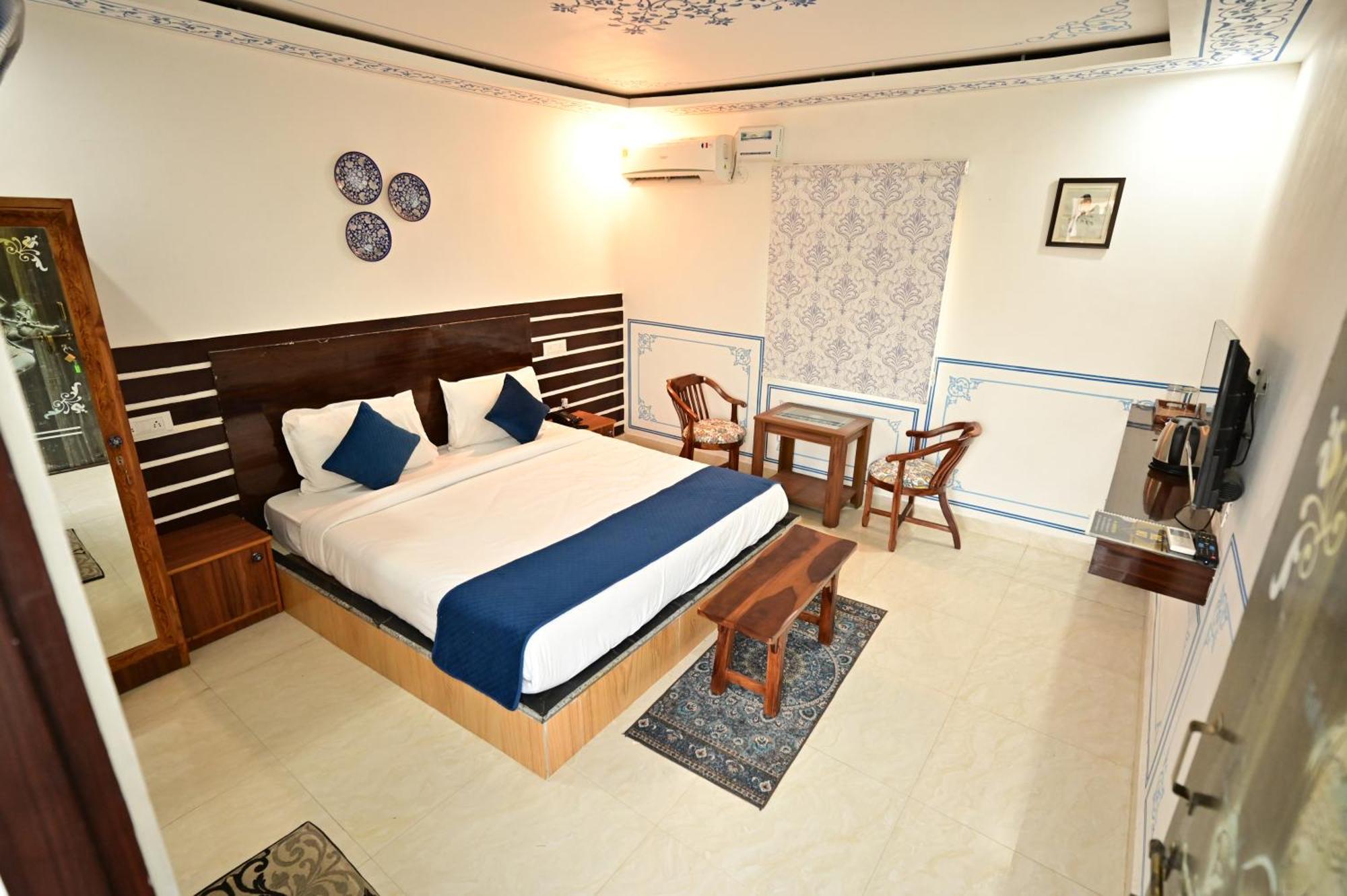 The Castle Crown - Hem Vilas Resort Ranthambhore Sawai Madhopur Exterior photo