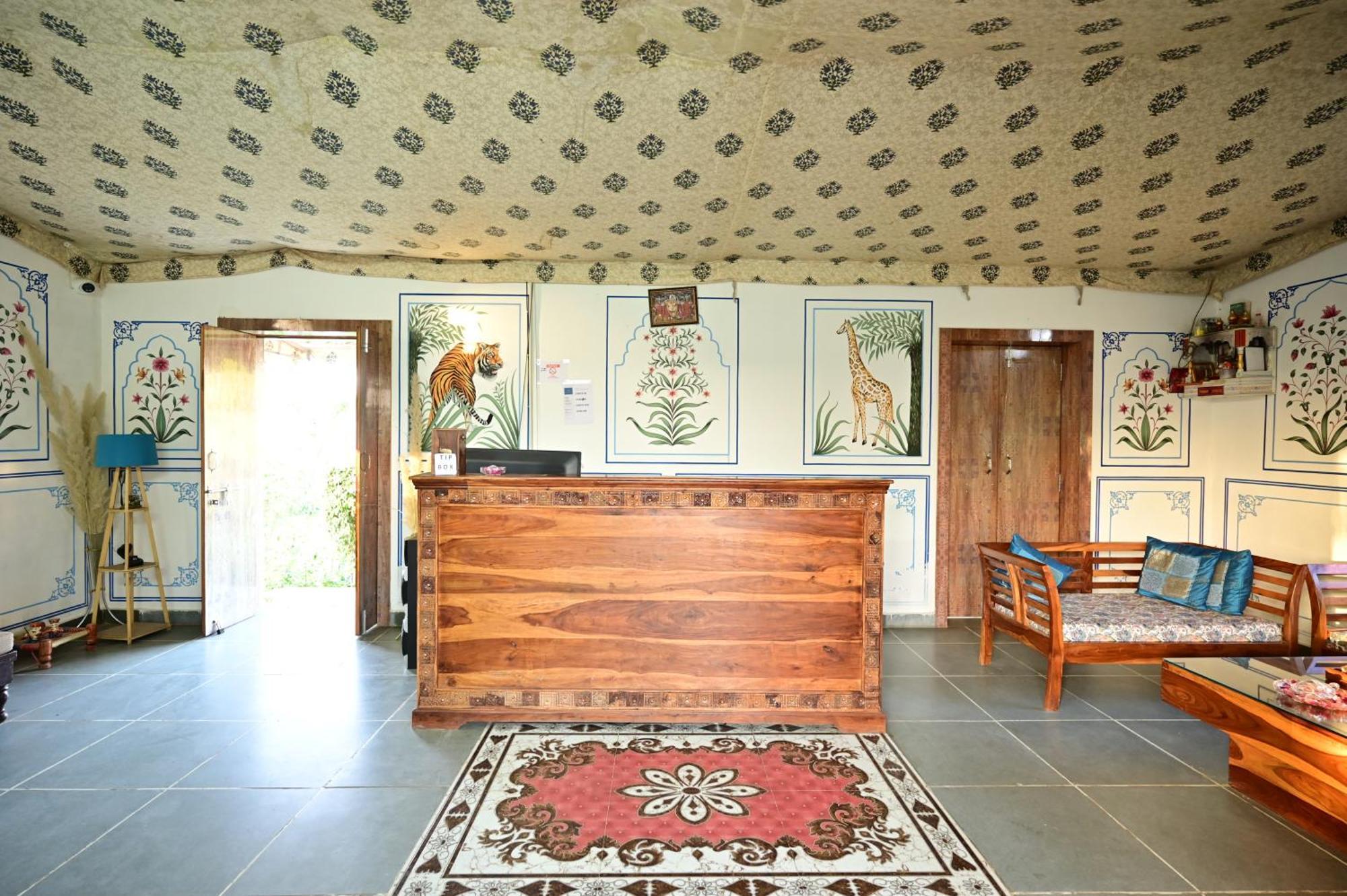 The Castle Crown - Hem Vilas Resort Ranthambhore Sawai Madhopur Exterior photo