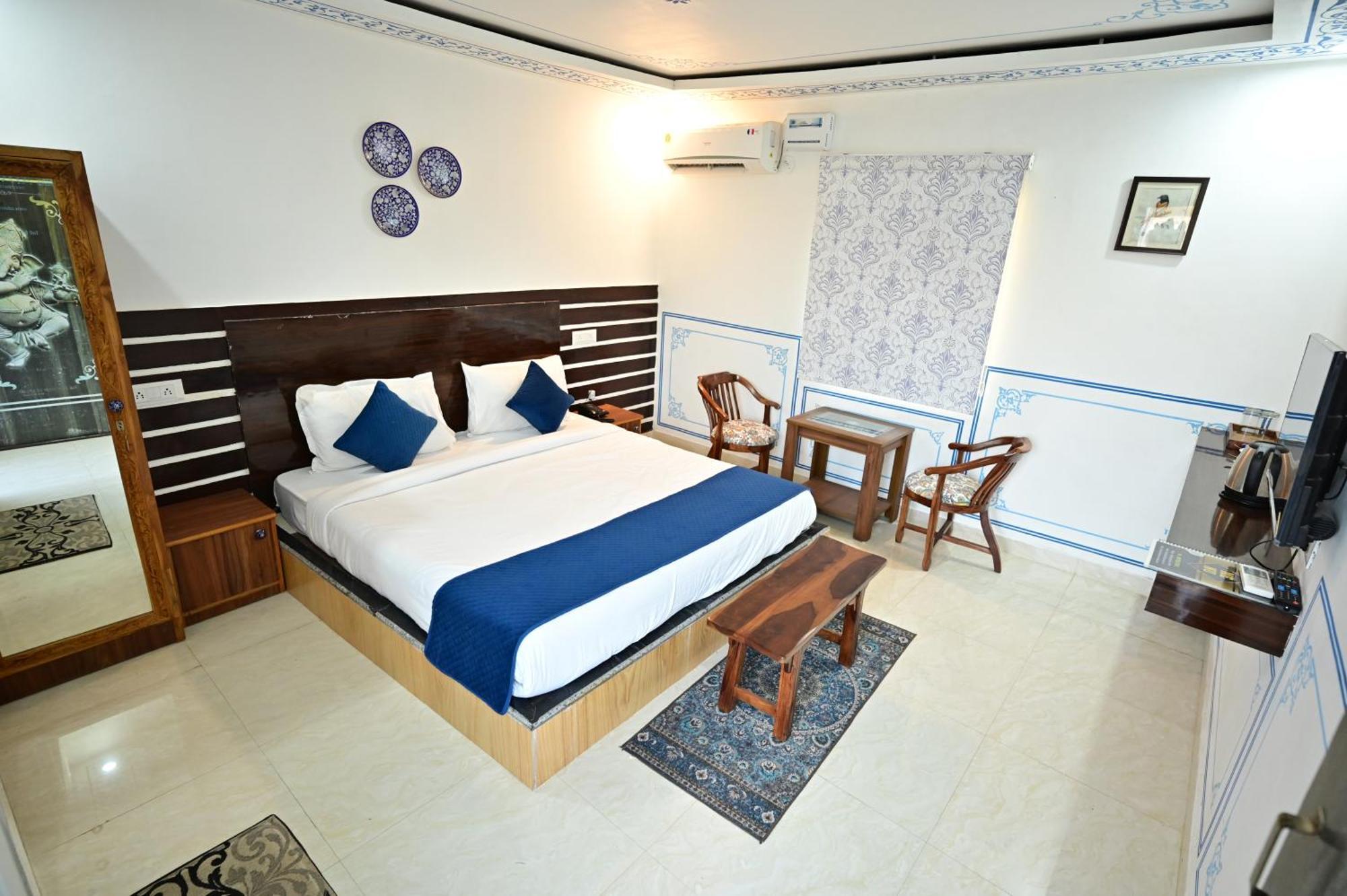 The Castle Crown - Hem Vilas Resort Ranthambhore Sawai Madhopur Exterior photo